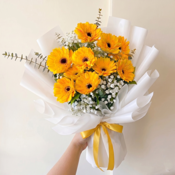 Ramo de 10 gerberas amarillas